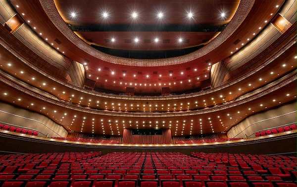 校園音響設備的揚聲器如何擺放