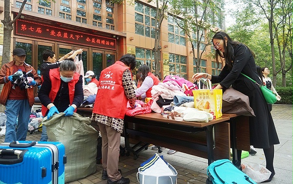 3發(fā)揮黨員模范作用 ZOBO卓邦第七屆“愛(ài)在藍(lán)天下”公益捐贈(zèng)
