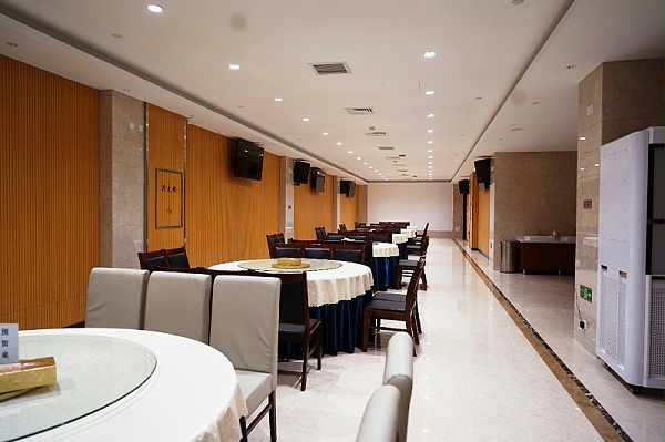 華永投資集團 (1)論如何應(yīng)用舞臺音響表現(xiàn)舞臺藝術(shù)