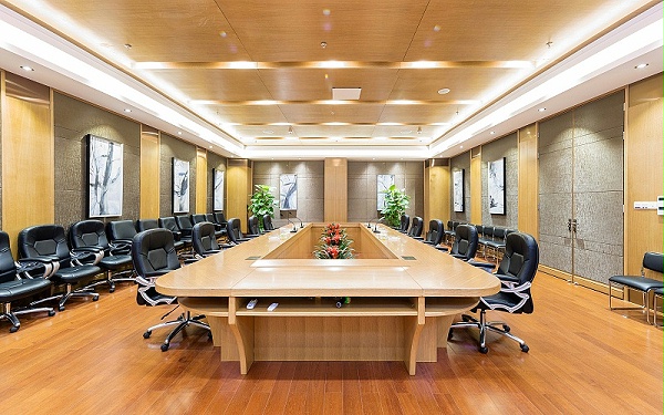 網(wǎng)絡(luò)化音視頻系統(tǒng)的基礎(chǔ)結(jié)構(gòu)及面臨的挑戰(zhàn)和機(jī)遇