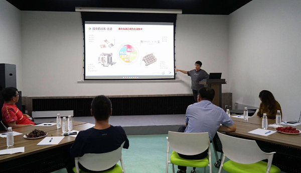 15走訪考察新會員，小組技術交流共謀發(fā)展丨ZOBO卓邦董事長張新峰以北京聲光視訊行業(yè)協(xié)會會長身份走訪交流