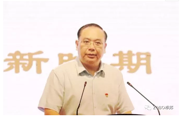 漯河職業(yè)技術學院校黨委書記顧文明主持大會 漯河職業(yè)技術學院校黨委書記顧文明主持大會
