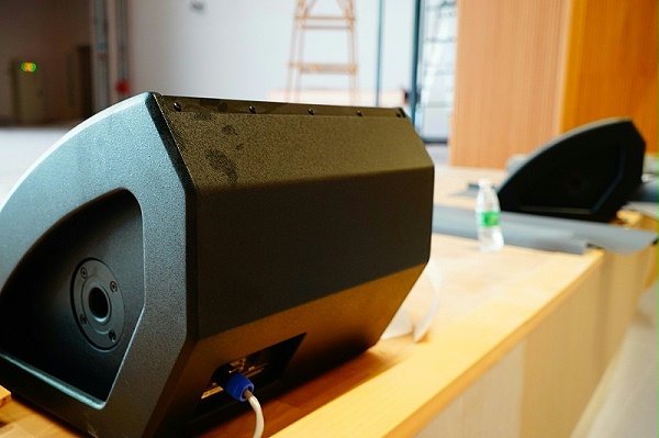 校園音響設(shè)備:揚(yáng)聲器擺放的技巧與注意事項(xiàng) 校園音響設(shè)備:揚(yáng)聲器擺放的技巧與注意事項(xiàng)