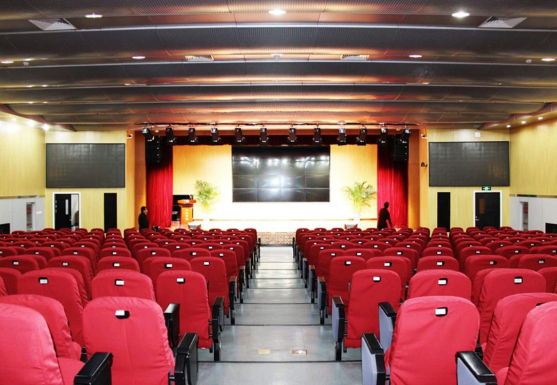 音響設(shè)備在舞臺上的藝術(shù)表現(xiàn) 音響設(shè)備在舞臺上的藝術(shù)表現(xiàn)