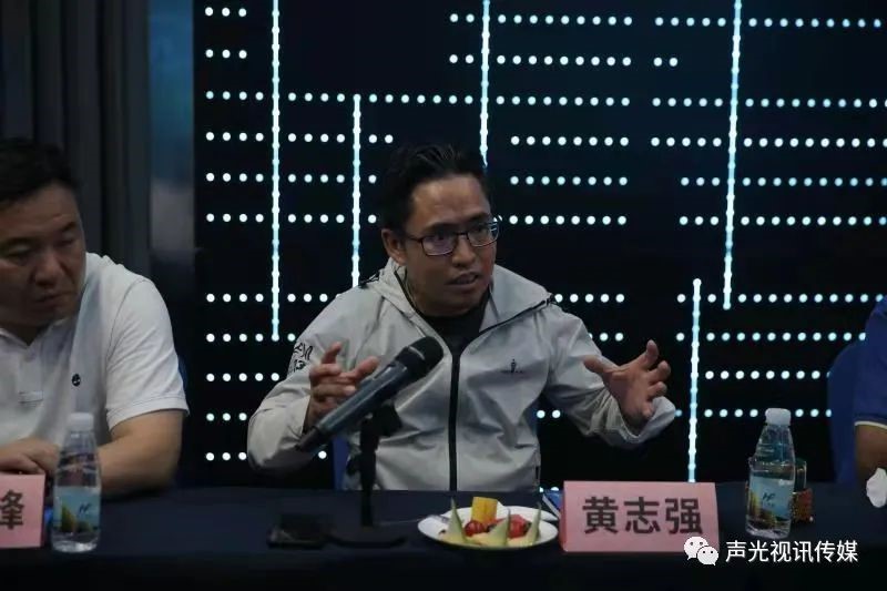 ZOBO董事長張新峰作為聲光視訊行業(yè)聯(lián)盟代表赴豫芒溫暖災(zāi)區(qū)，傳遞愛心