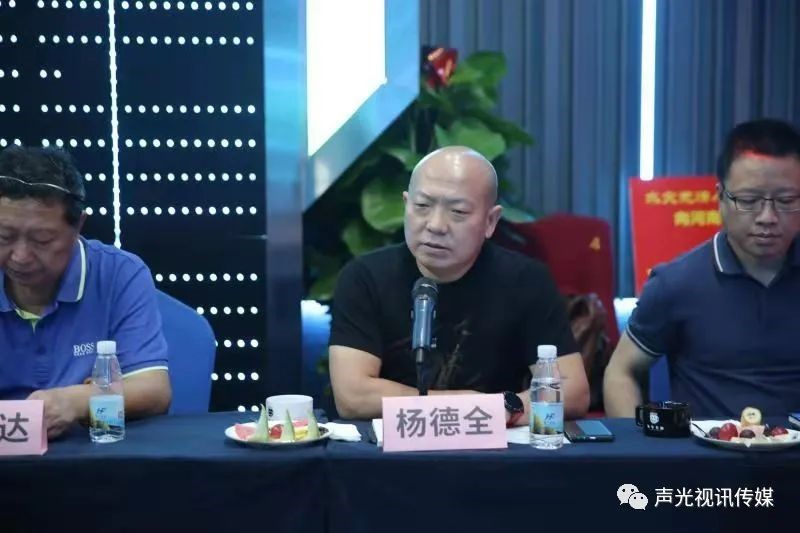 ZOBO卓邦董事長張新峰作為聲光視訊行業(yè)聯(lián)盟代表趕赴災(zāi)區(qū)，傳遞愛心