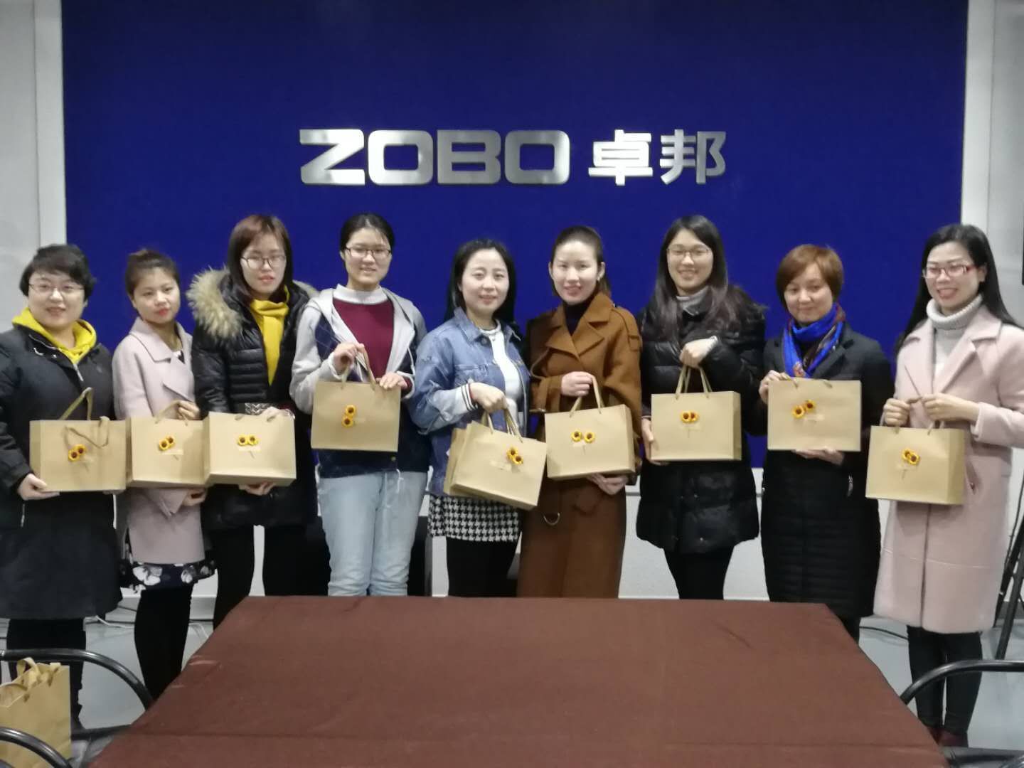 春風十里，桃香四溢！|我們既是元氣少女，也是魅力女！