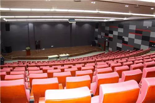 校園多功能廳音響設備常見問題及解決措施